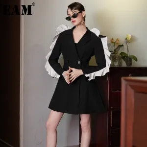 [EAM] 2020 Spring New Fashion Black Solid Button Pockets Ruffles Long Sleeve Casual Turn-down Collar Women Coats RA150