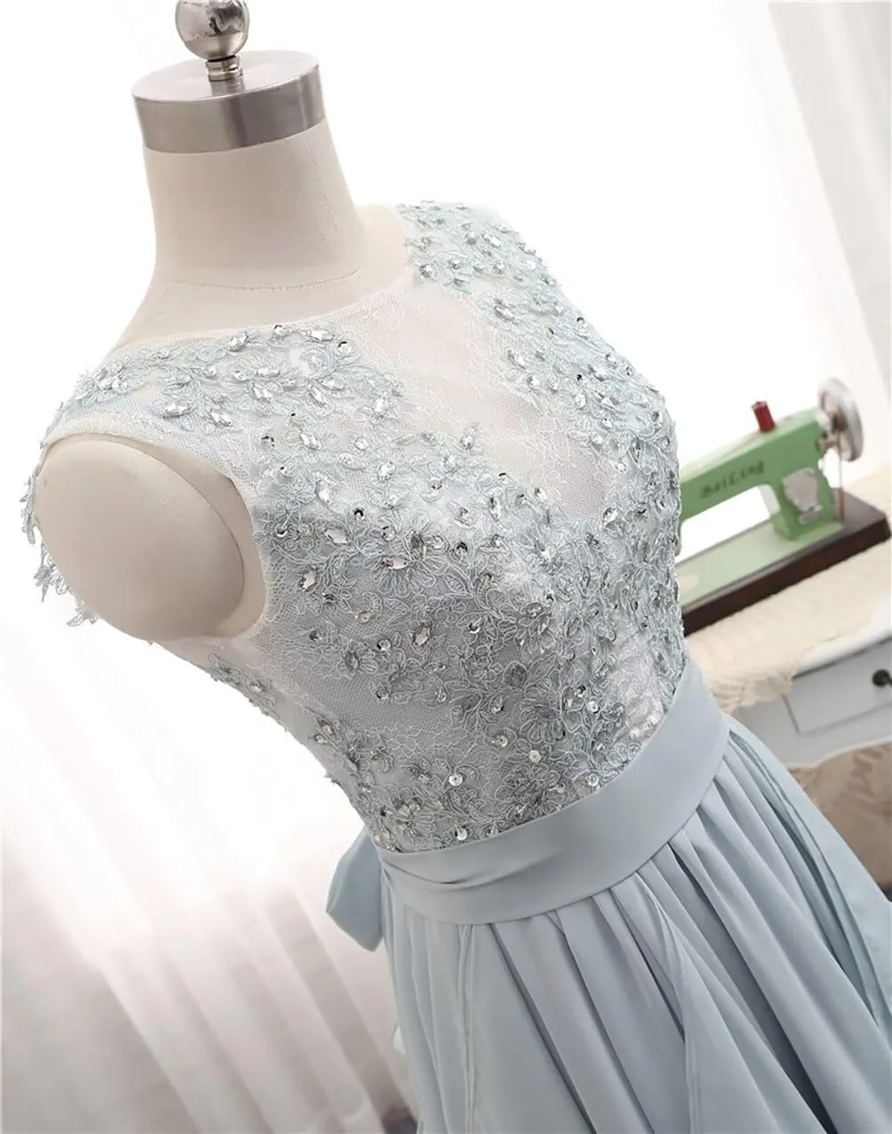 Lace Applique Chiffon Prom Dress Long Beaded Mother of The Bride Dresses Sleeveless A Line Formal Party Evening Gown