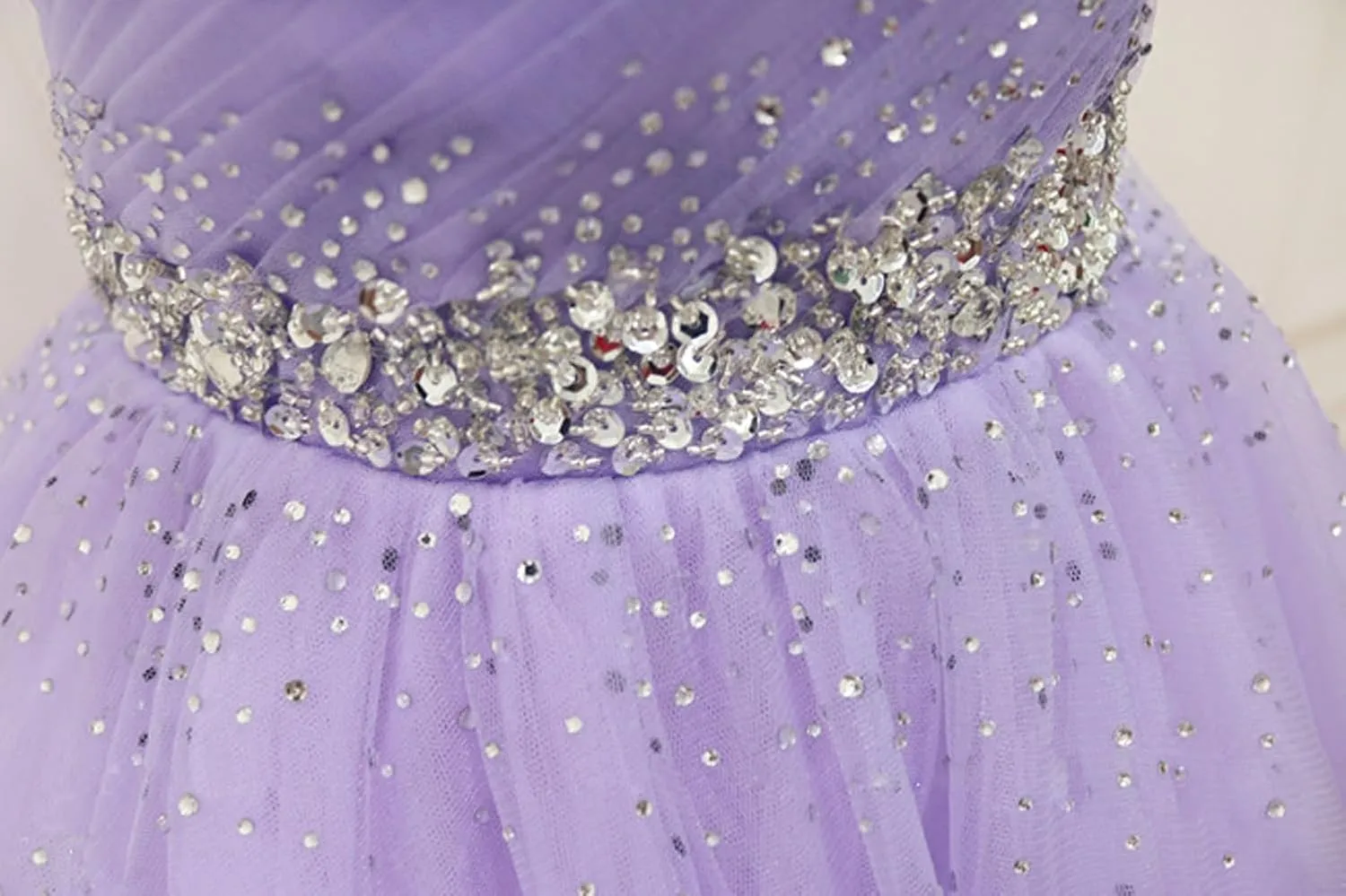 Tulle Homecoming Dresses for Teens Off Shoulder Short Prom Dresses Sparkly Beaded Cocktail Gowns